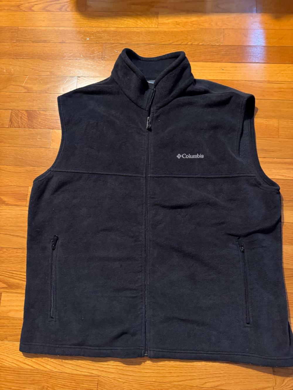 Columbia Men’s XL Black Fleece Vest Full Zip 3 Zip Pockets Outdo